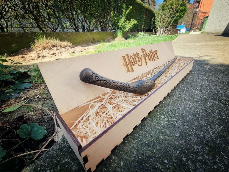 Bellatrix Lestrange Carobni Stapic Harry Potter Hari Poter 2