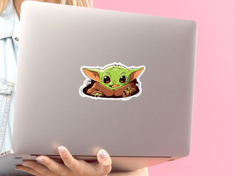 Baby Yoda 1 stiker za laptop