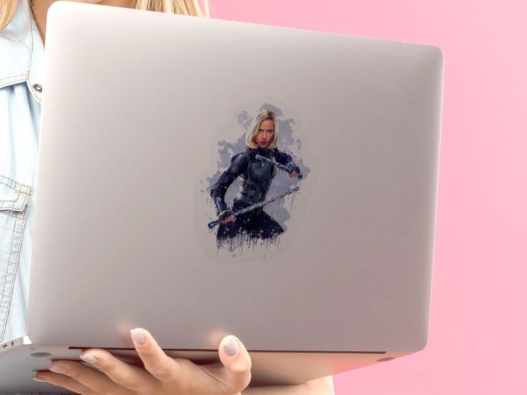 Black Widow Splash 1 stiker za laptop