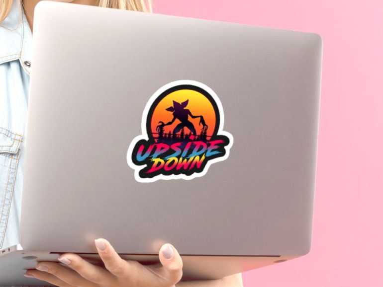 Stranger Things Upside Down 1 stiker za laptop