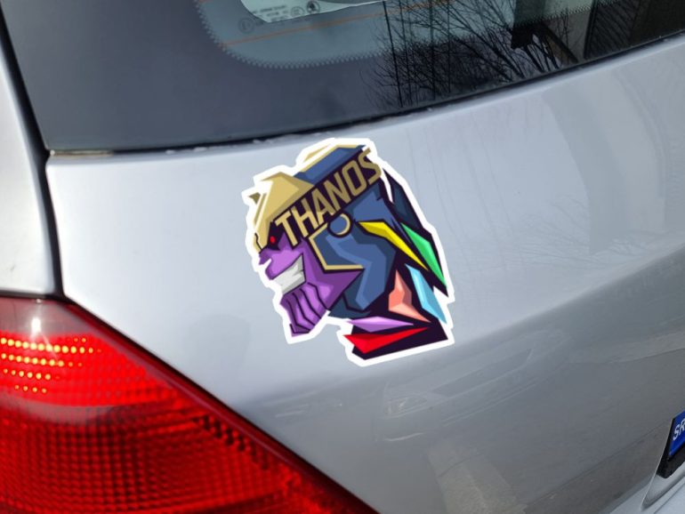 Thanos 2 stiker za laptop