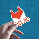 Gitlab v stiker za laptop