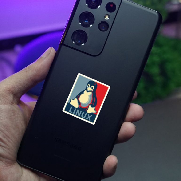 Linux retro stiker za laptop auto