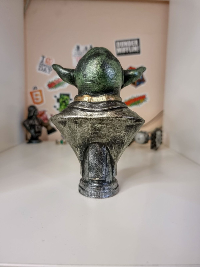 Yoda Bista ()