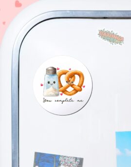 Salt and Pretzel Magnet za frizider